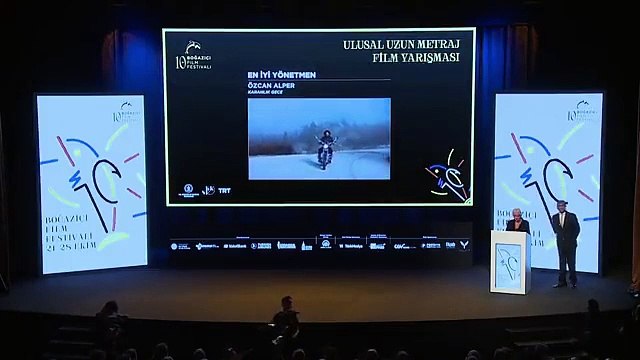 Özcan Alper, ödülünü tutuklanan TTB Başkanı Fincancı'ya ithaf etti