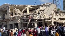 Un atentado con dos coches bomba causa 100 muertos en las calles de Mogadiscio