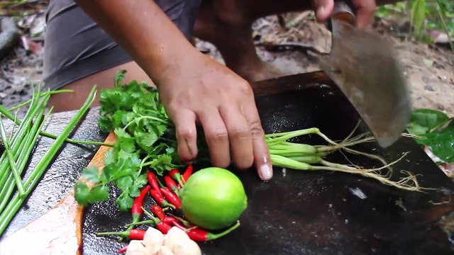 Cooking Coconut Chicken Leg Recipe eating so Yummy - Use Coconut water Cook Chicken Meat in Fry Pan