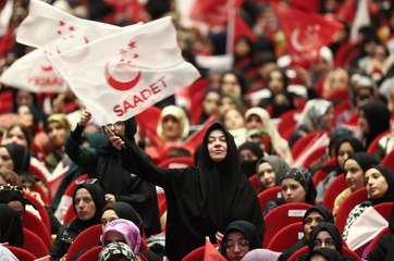 Karamollaoğlu, Saadet Partisi 8. Olağan Büyük Kongresi'nde konuştu