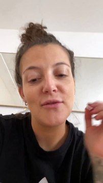 Camille Lellouche se confie sur son poids 3 semaines après son accouchement. Le 30 octobre 2022.