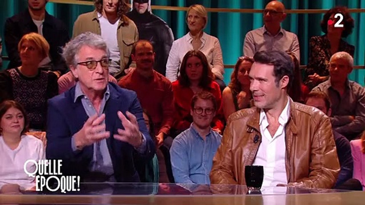 François Cluzet a redécouvert une photo de lui remontant à plus de quarante ans avec Isabelle Adjani dans "Quelle époque !" sur France 2.