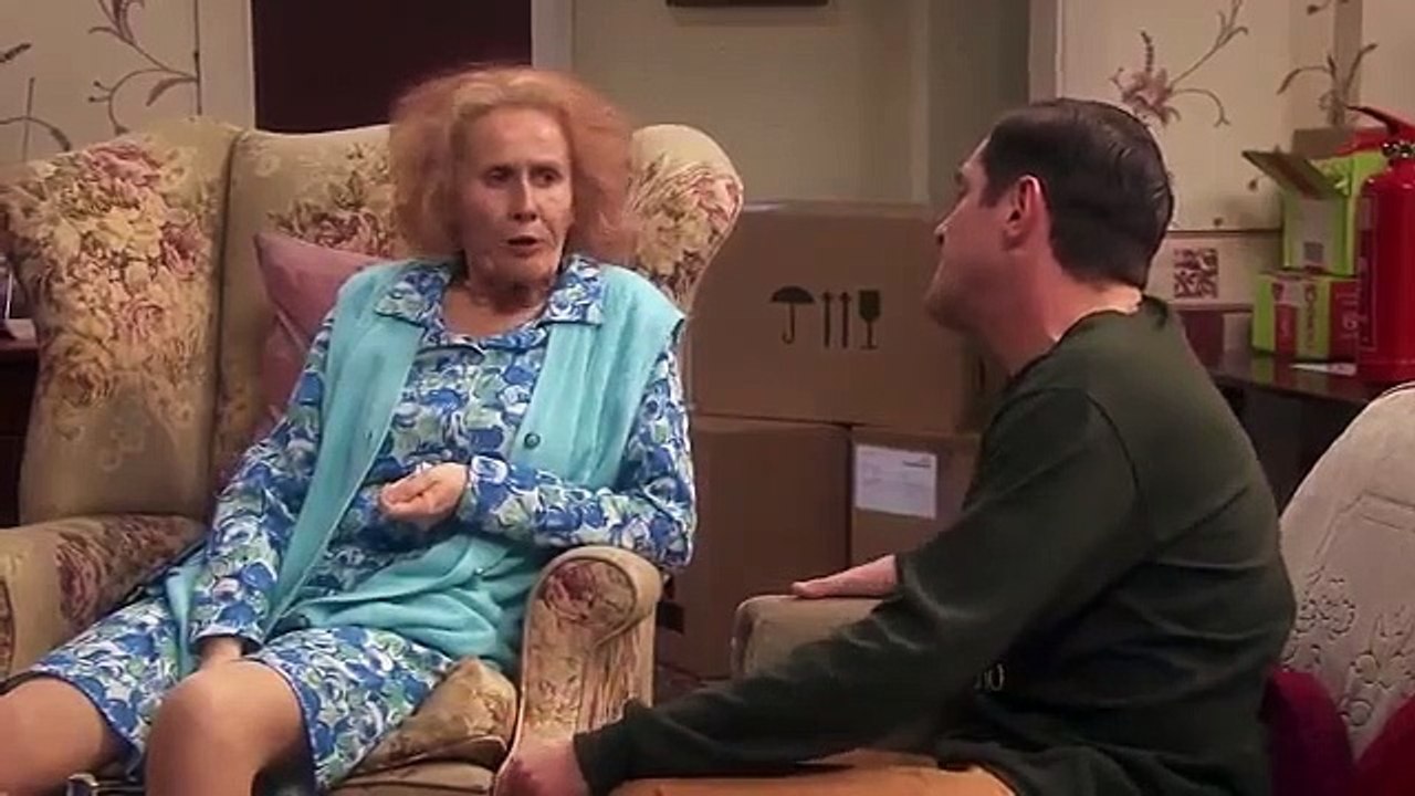 Catherine Tates Nan - Se1 - Ep01 - Nanger Management HD Watch HD Deutsch