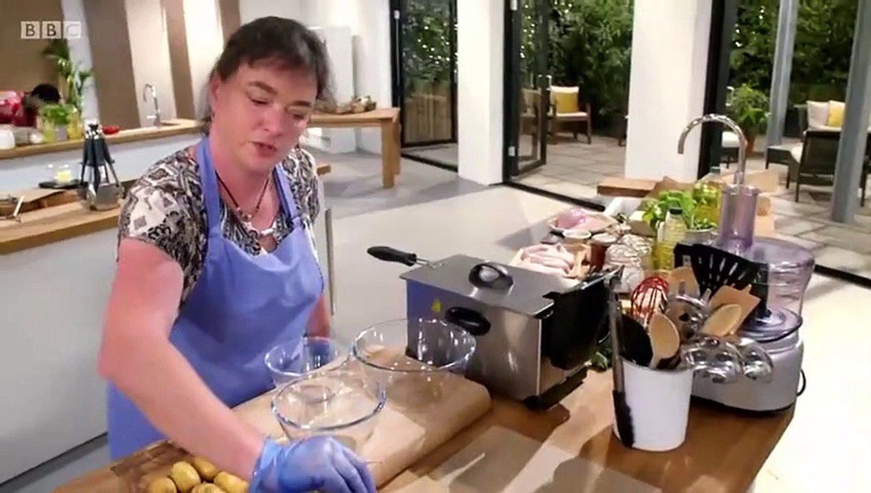The Big Family Cooking Showdown - Se2 - Ep07 HD Watch HD Deutsch