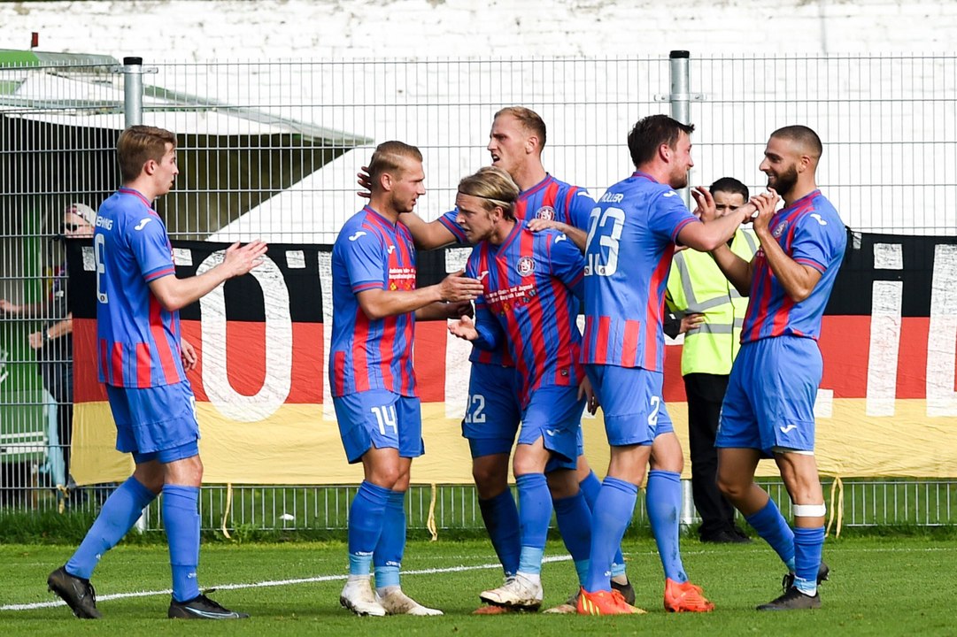 2:0-Auswärtssieg: Wuppertal nutzt Düren-Fehler eiskalt aus