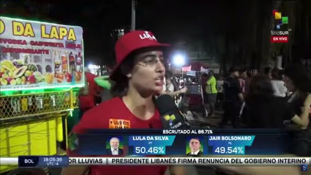 Brasileños se congregan en plazas para esperar anuncio oficial de resultados electorales