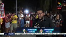 Ciudadanos brasileños festejan con una gran fiesta roja una posible victoria de Lula