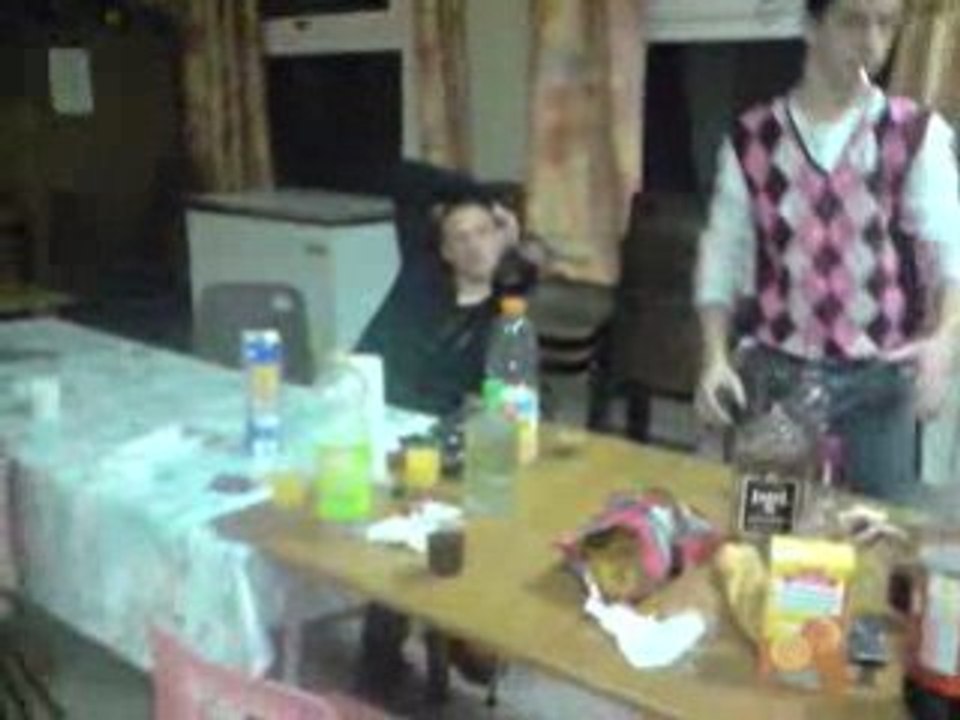 V160308_04.52