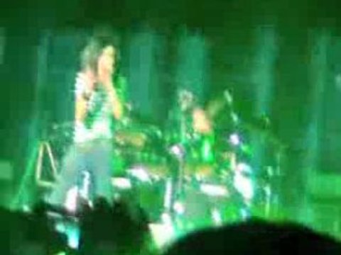 Tokio Hotel Nancy Stich ins gluck 1