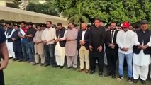 Imran Khan made a mistake on funeral Of Arshad shariff || Imran khan ne jnaza ghlt parh diya