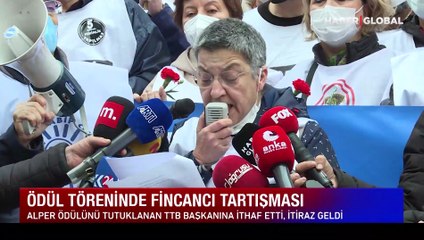 Boğaziçi Üniversitesi Ödül Töreninde "Financı" tartışması