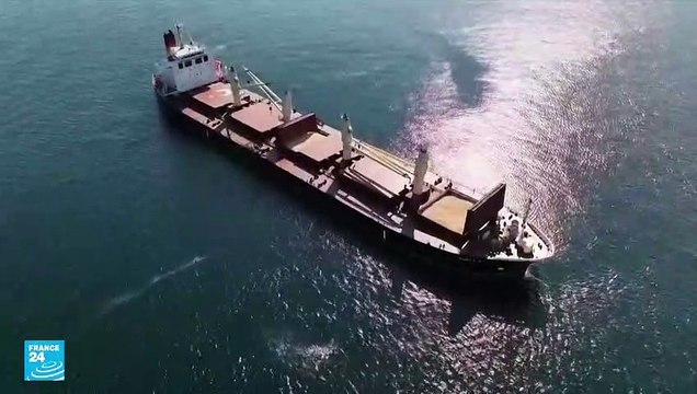 روسيا تعلق العمل باتفاق تصدير الحبوب