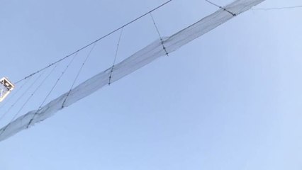 El número de muertos por el colapso de un puente en India supera los 130