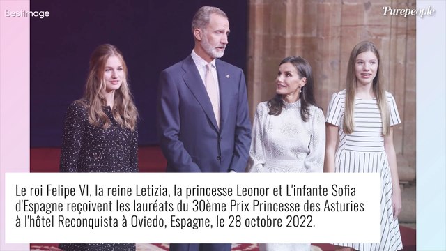 Une mauvaise nuit , Leonor d'Espagne malade à l'aube de ses 17 ans, avec sa soeur Sofia : une visite royale écourtée
