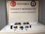 Ataşehir'de lüks araçlara dadanan dikiz aynası hırsızları yakayı ele verdi