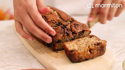 Pour un goûter réussi, dégustez ce délicieux banana bread healthy à la compote !