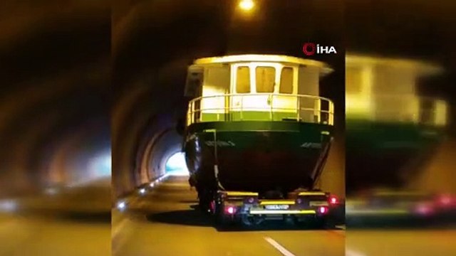 Tünel içinde şaşkına çeviren görüntü! Sürücüler ne yapacağını şaşırdı