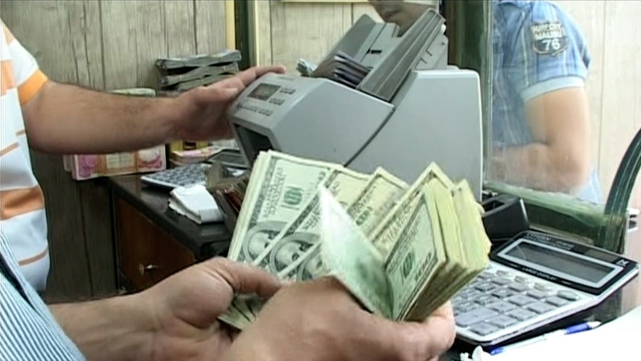 التداعيات السلبية لتهاوي أسعار العملات للدول النامية
