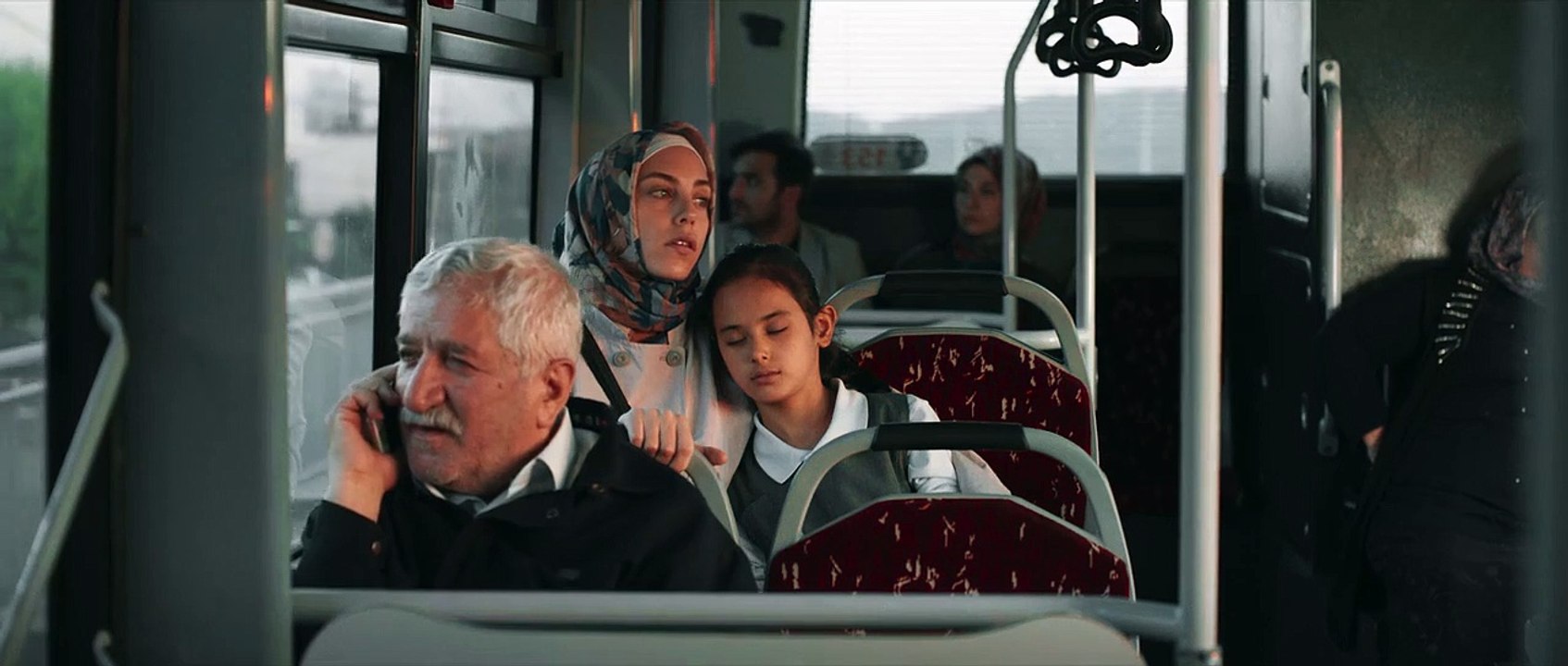 Bir Başkadır - Acht Menschen in Istanbul Staffel 1 Folge 1 HD Deutsch