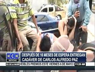Con el ataúd en su casa, madre esperó cadáver de su hijo durante más de un año y hasta hoy se lo ent