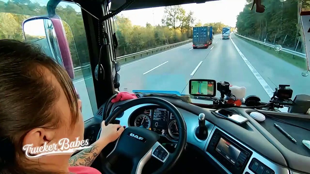 Trucker Babes - 400 PS in Frauenhand Staffel 5 Folge 8 - Part 02 HD Deutsch