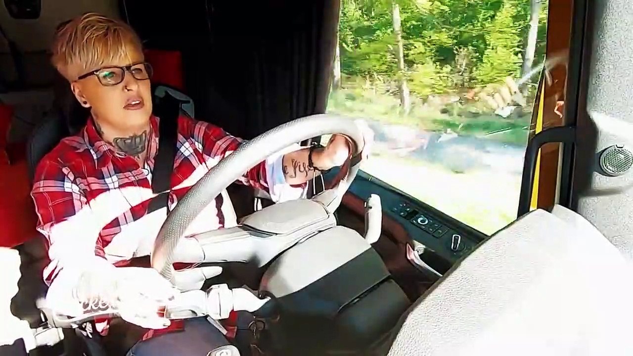 Trucker Babes - 400 PS in Frauenhand Staffel 6 Folge 1 - Part 01 HD Deutsch