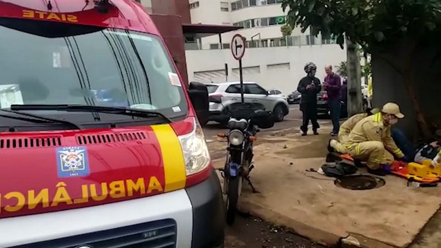 Durante conversão à esquerda, Creta e moto se envolvem em colisão na Rua Minas Gerais