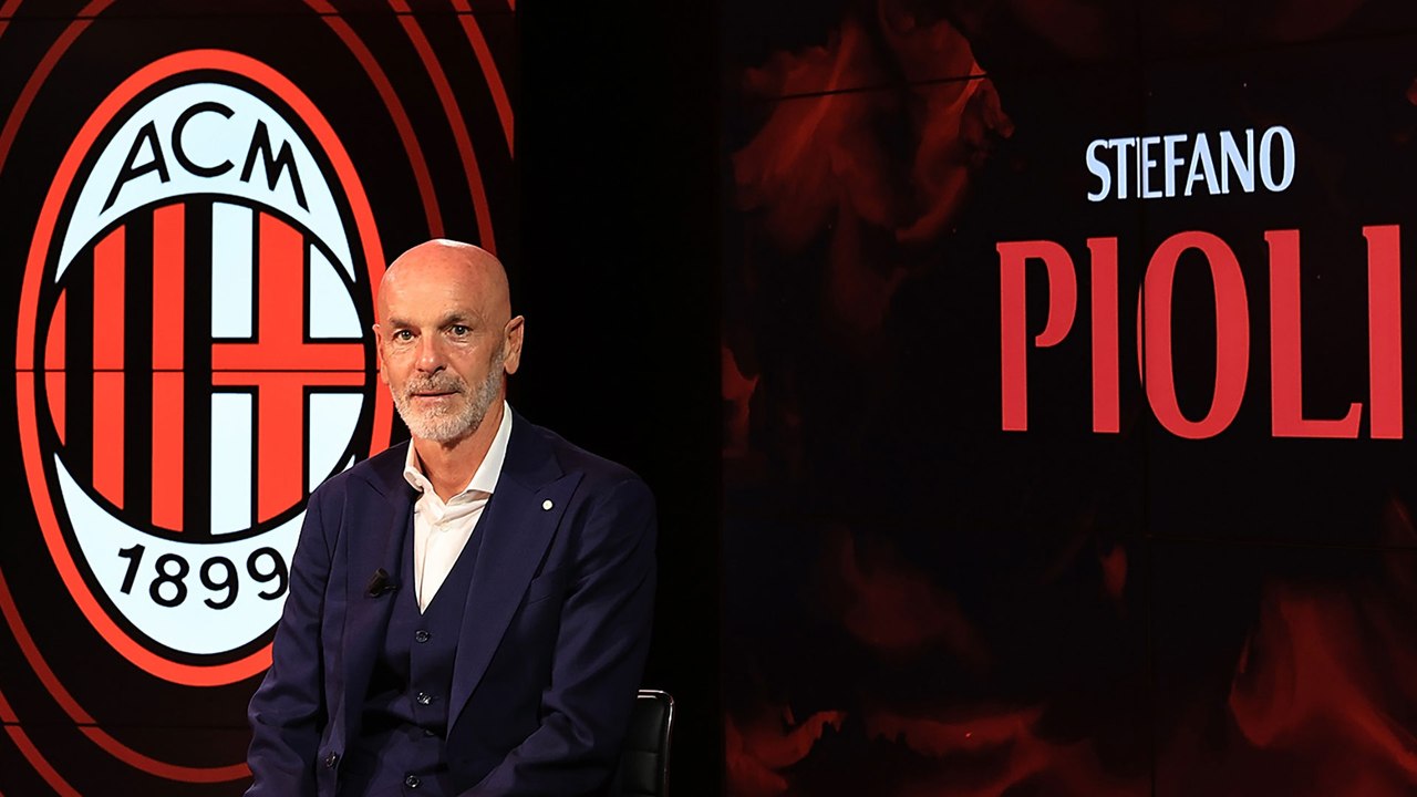 Pioli: "Orgoglioso di continuare con il Milan"