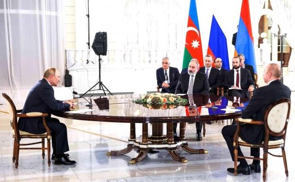 Rusya, Azerbaycan ve Ermenistan'dan ortak bildiri: Ermenistan ve Azerbaycan güç kullanımından ve güç kullanma tehdidinden kaçınma konusunda...
