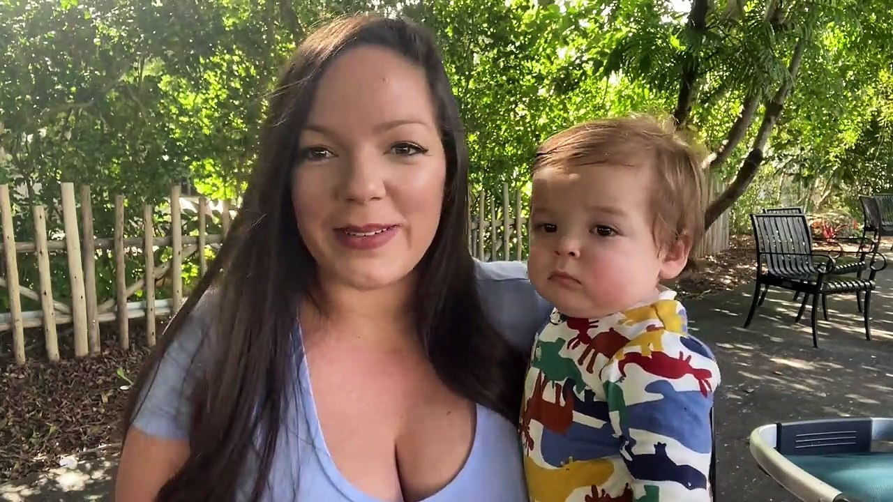 Breastfeeding VLOG - Breastfeeding In Public, Teething, Trying To Conceive (TTC), and Breastmilk ( 720 X 1280 )