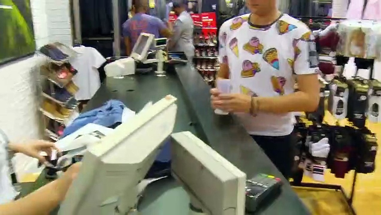 Dress to Impress - Se1 - Ep03 HD Watch HD Deutsch