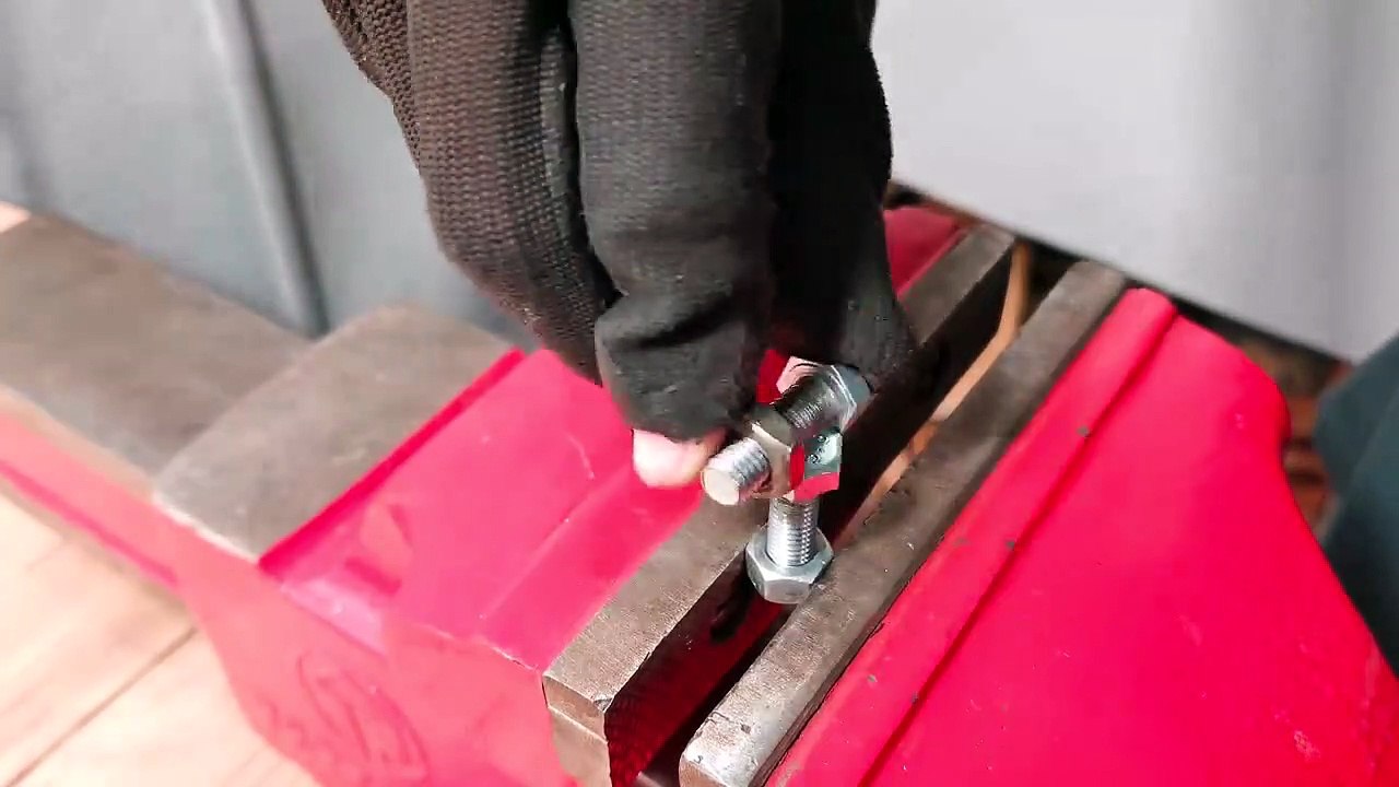 6 TRICK LIFE HACKS FOR YOUR TOOLS