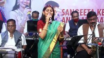 Chaand Phir Niklaa | Moods Of Lata | Sangeeta Melekar Live Cover Romantic Melodies Song ❤❤