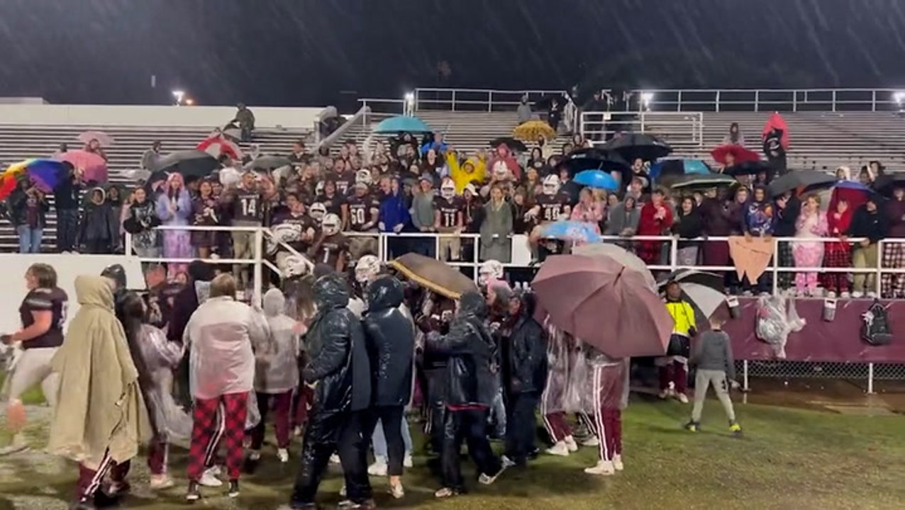 A little rain for Texas but the South mostly stays dry