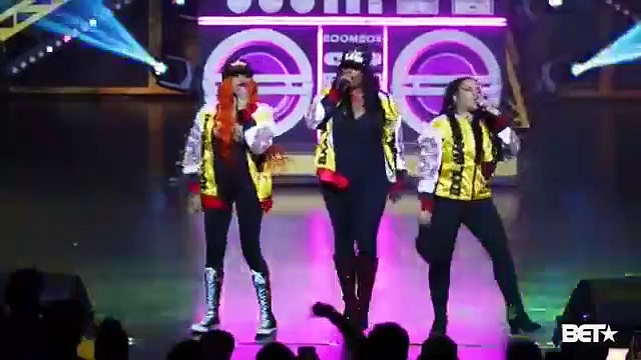 Ladies Night - Se1 - Ep07 - Caymans, We Have a Problem HD Watch HD Deutsch