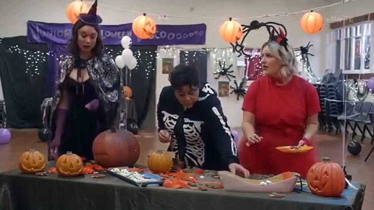 Mean Mums - Se1 - Ep05 - The Rat HD Watch HD Deutsch