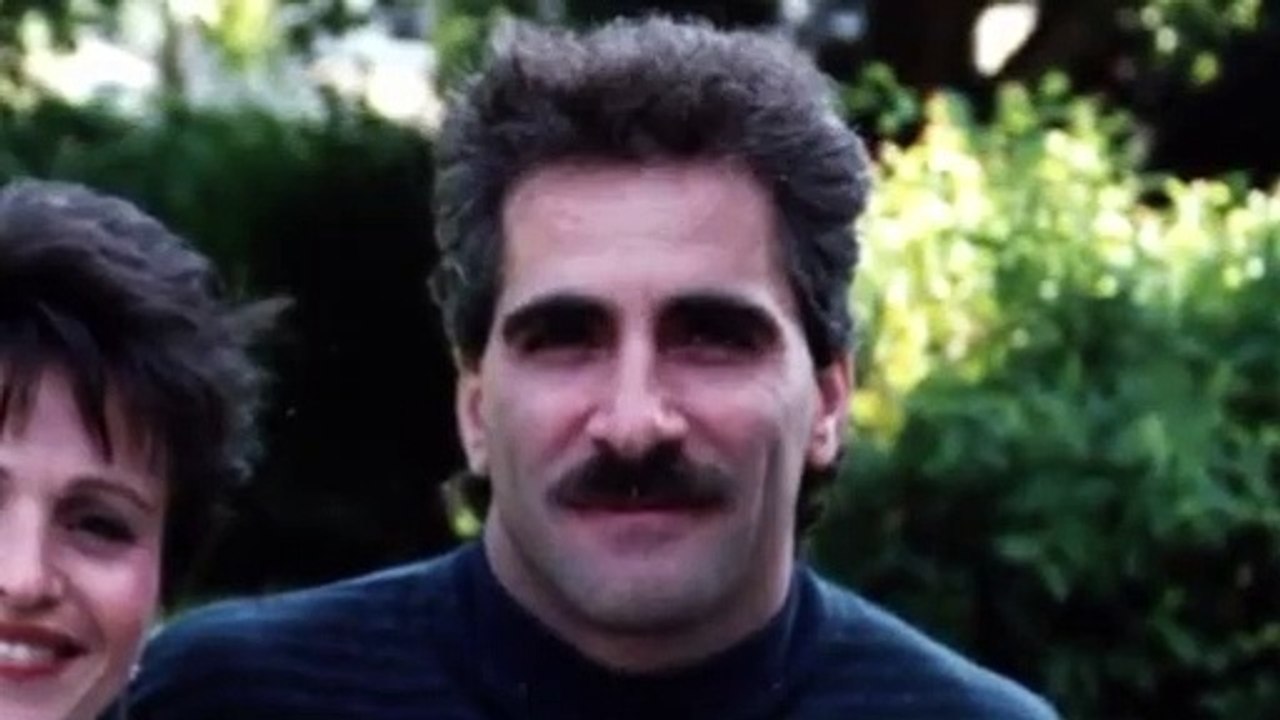 Love, Honor, $$ Betray - Se1 - Ep02 - Dear Sarah… HD Watch HD Deutsch