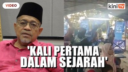 'Sedih teramat sangat' - Shahidan tutup bilik gerakan Arau, bendera BN diturun