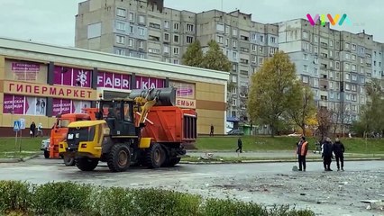 Скачать видео: Rudal Ukraina Hantam Bangunan di Luhansk