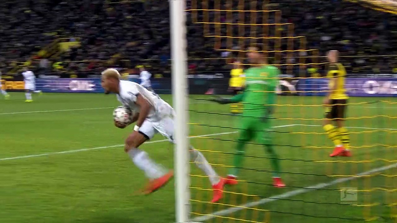 Inside Borussia Dortmund E02