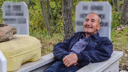 Ölmeden mezarını yaptırdı, musalla taşına yazdırdığı not ise gören herkesi mest ediyor