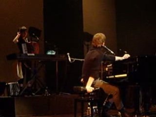 Pierre Lapointe Compiègne 4 mars 2008 (vidéo de Fred)