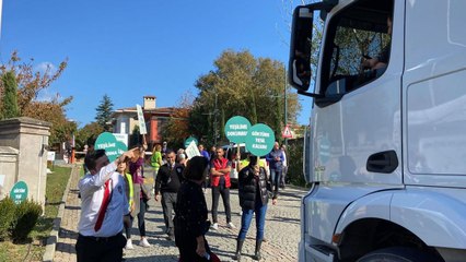 Yeşiline kepçe vurulan Kemerköy sakinleri protestolarına devam ediyor