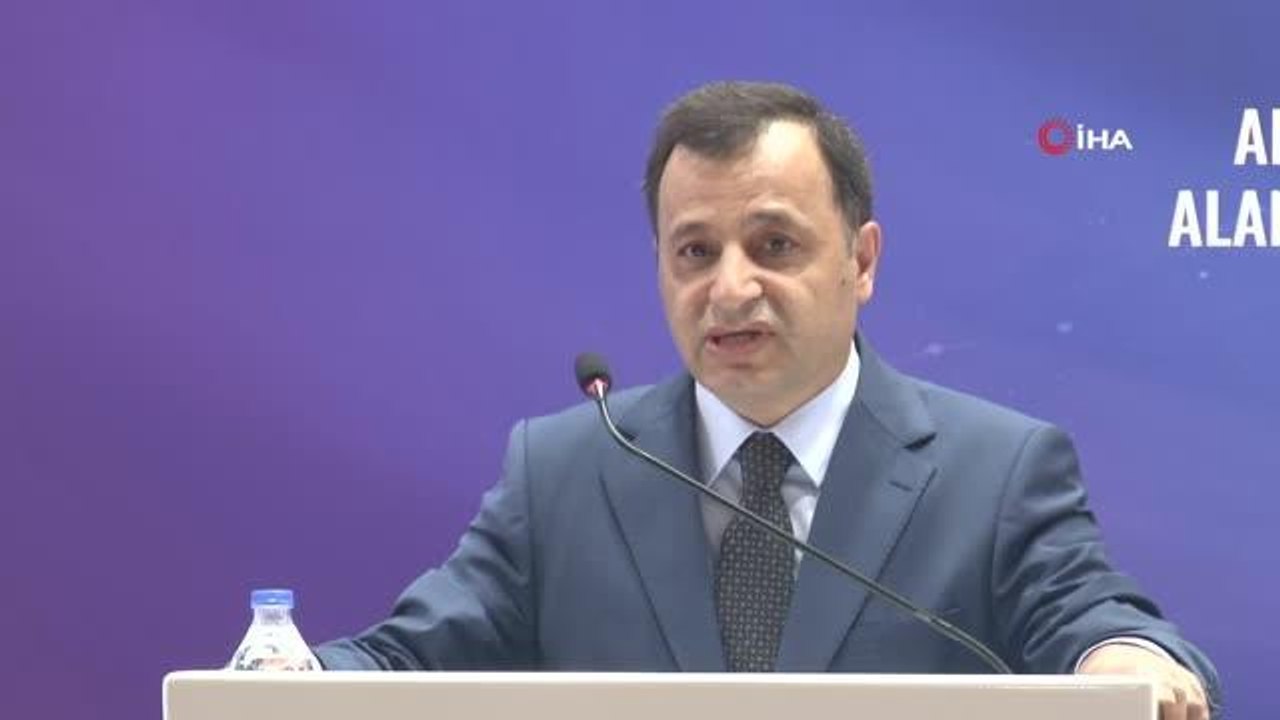 Anayasa Mahkemesi Başkanı Zühtü Arslan: "Bugün itibariyle Anayasa Mahkemesi'nin önünde 123 bine yakın bireysel başvuru var."