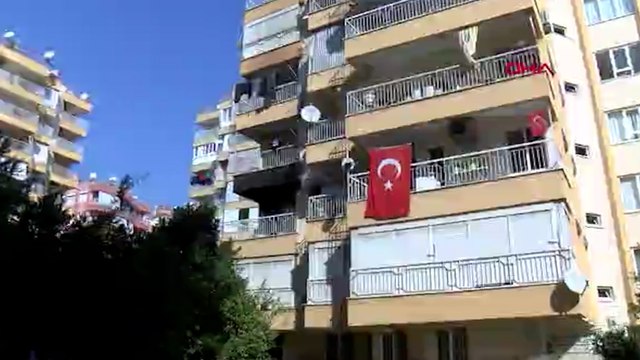 Yaktığı evine bu kez kendini kilitledi