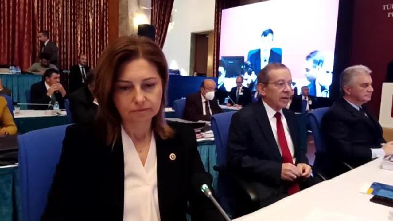 Bütçe Görüşmelerinde "Uyuşturucu" Kavgası... CHP'li Emecan: "Uyuşturucu Baronları ile Boy Boy Resimleri Çıkan İçişleri Bakanınız Çok Rahatsız Olmuş"