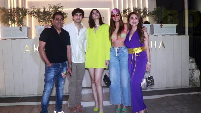 Director Sabbir Khan, Diana Penty, Shreya Dhanwanthary, And Rohan Mehra Spotted At Akina Restaurant In Bandra