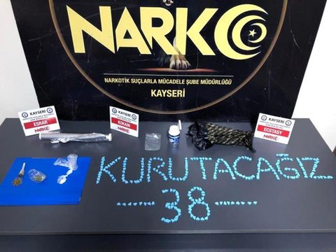 Narkotik polisinden zehir tacirlerine darbe