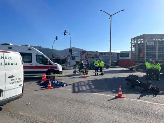 Osmaniye'de kamyon elektrikli bisiklete çarptı: 1 ölü, 1 ağır yaralı