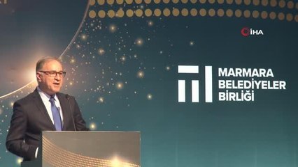 Büyükçekmece Belediye Başkanı Hasan Akgün'e Altın Karınca'da 2 ödül